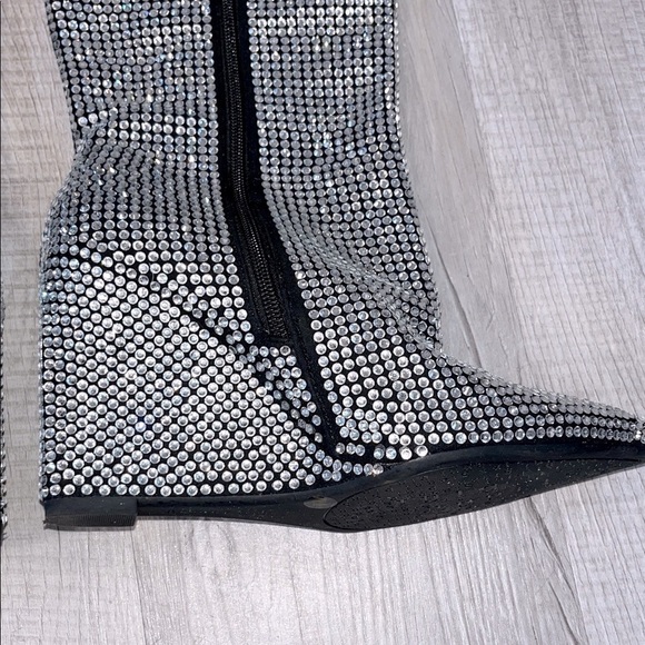 Gianni Bini Gabortwo Rhinestone Tall Wedge Boots Size 7 M New with Defects - Picture 5 of 9